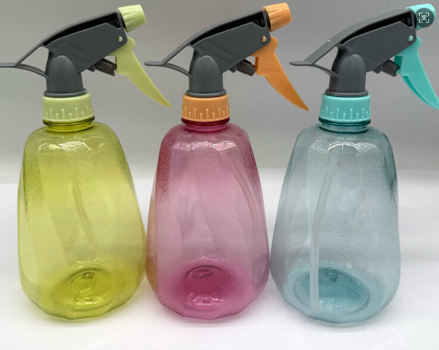 Melon-Shaped Household Spray Can - Random Color, 20cm, 1 Piece