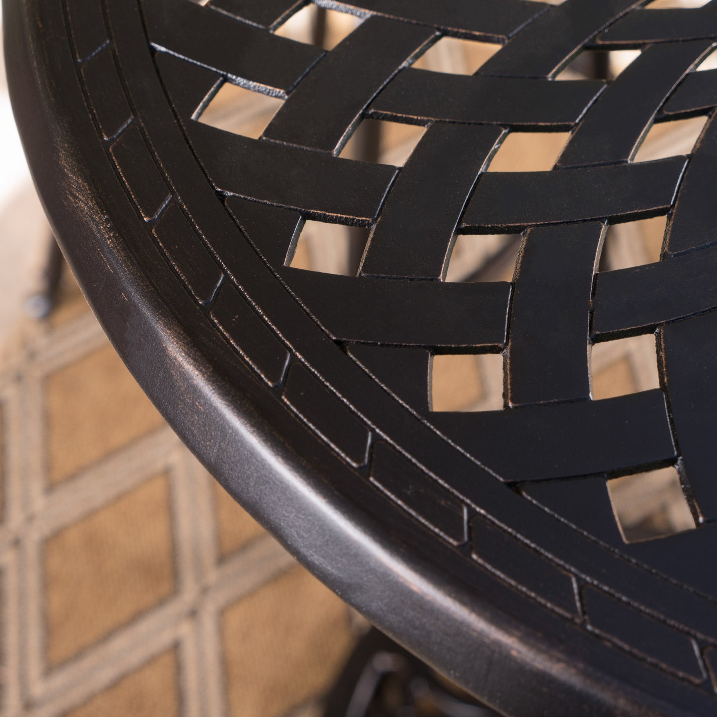 Cast Aluminium 35 ROUND BAR TABLE