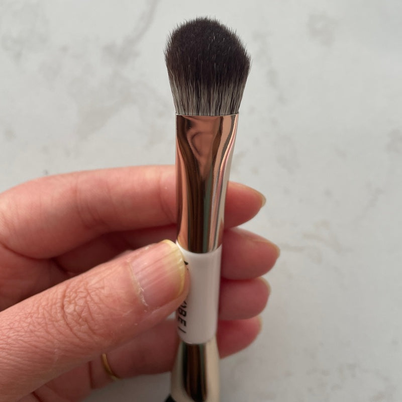 Double-Ended Blush and Contour Makeup Brush - Soft Fiber Bristles
