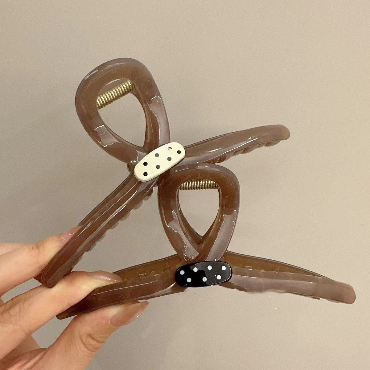 Large Female Hairpin with Cross Design - Black Paster