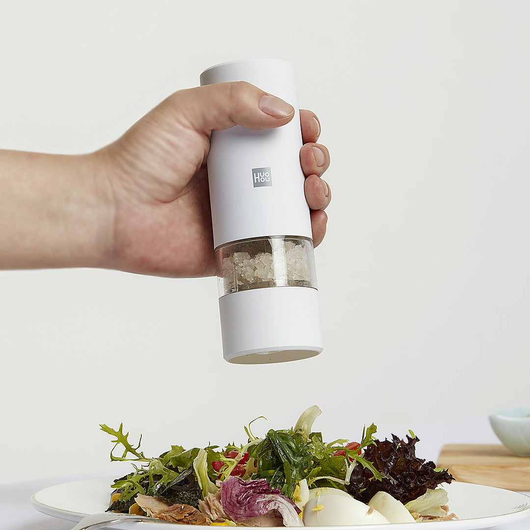 Electric Pepper and Salt Grinder Set - Adjustable Ceramic Seasoning Mill