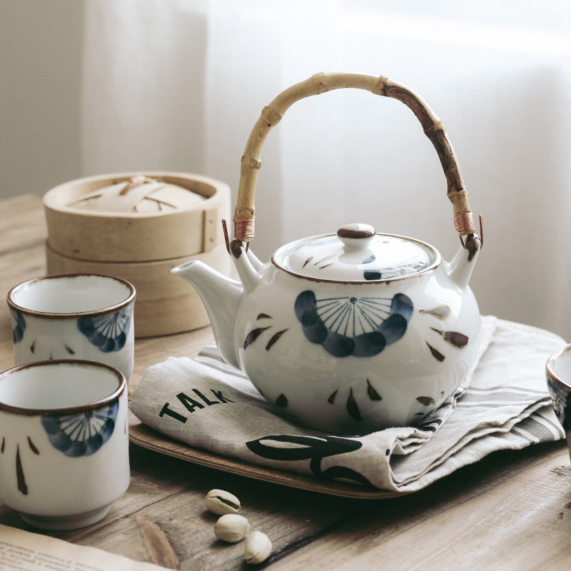 Portable Hand Painted Ceramic Tea Cup with Japanese Underglaze Craft