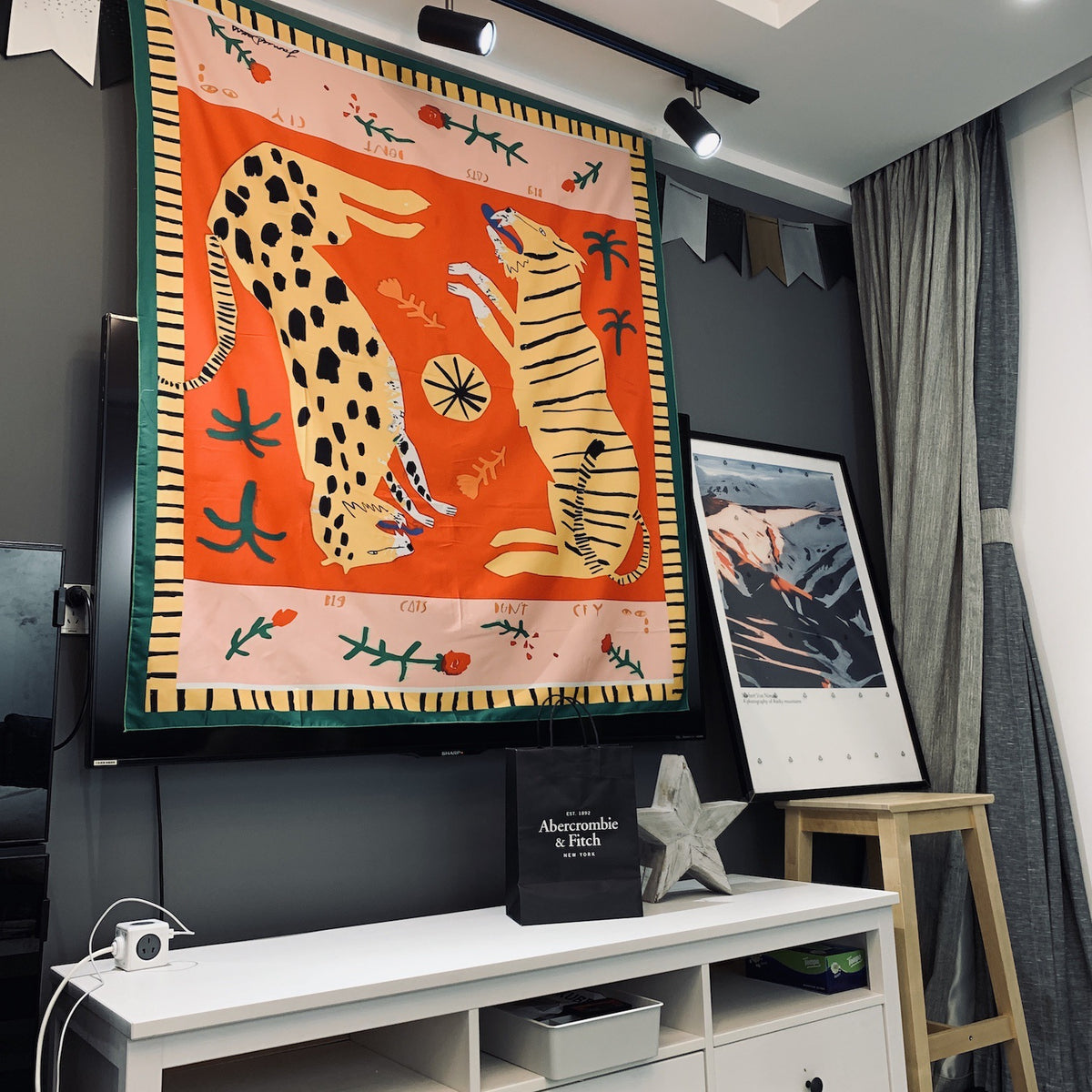 Hanging Cloth Wall Decor for Bedroom Dormitory - Cartoon Landscape Pattern, 150x130cm
