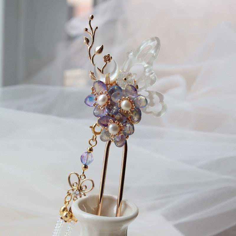 Moon Penumbra Hairpin with Freshwater Pearls & Gold