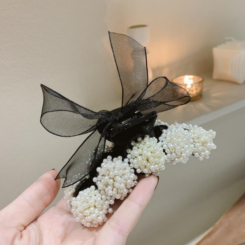 Pearl Claw Hair Clip - Multiple Sizes
