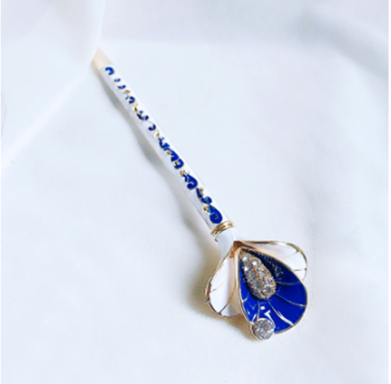 Vintage Alloy Hairpin - Blue & White Porcelain Flower