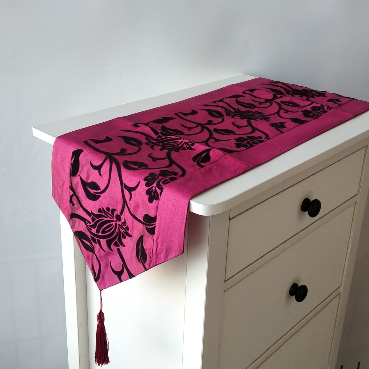 Minimalist Table Runner for Coffee Table Imitation Silk 200x30cm Home Decor