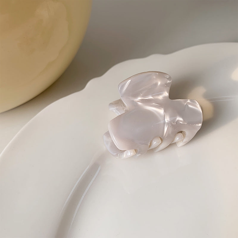 Vintage French Hairpin Hair Clip - Exquisite Acrylic Hair Accessory with Top Clip
