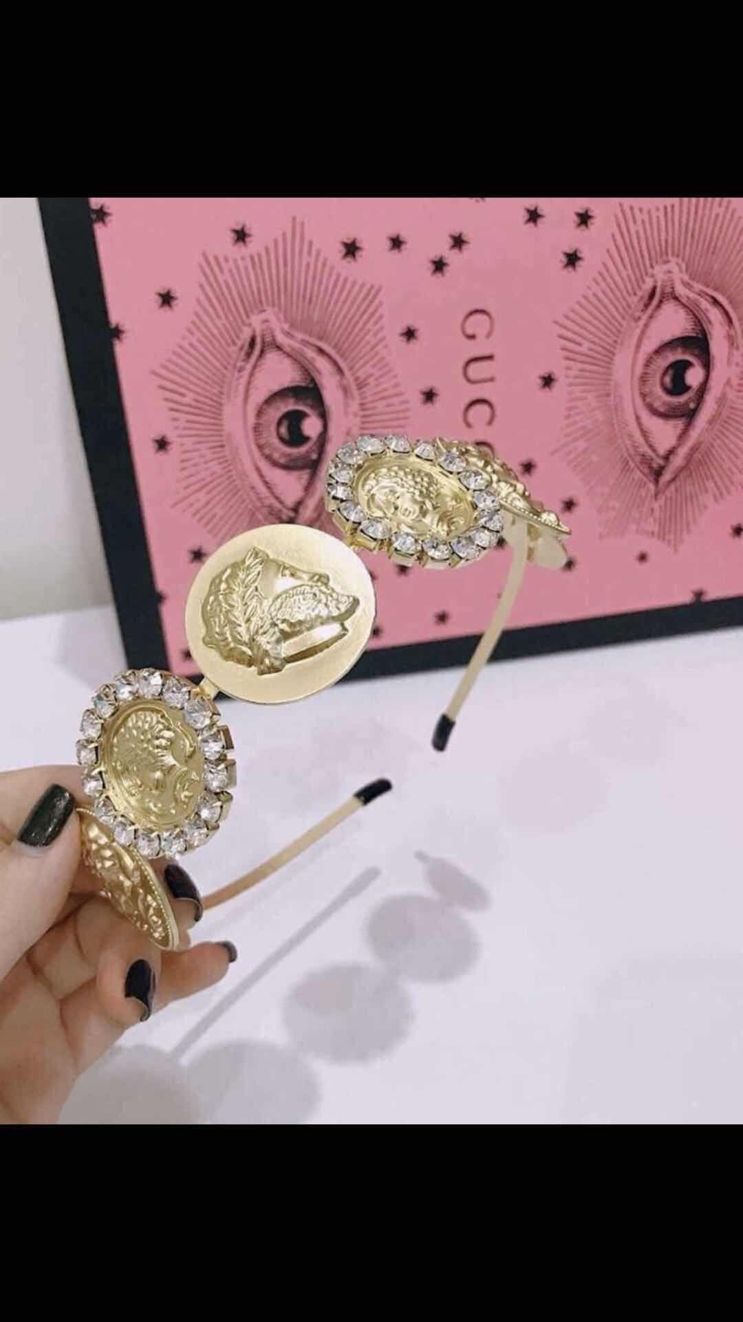 Retro Baroque Metal Headband - Vintage Style