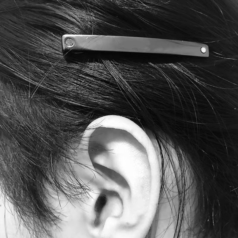 Matte Black Silver Letter Hairpin Clip