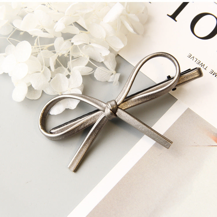 Simple Leather Bow Hairpin - Women's Hair Accessory with Bow Design
