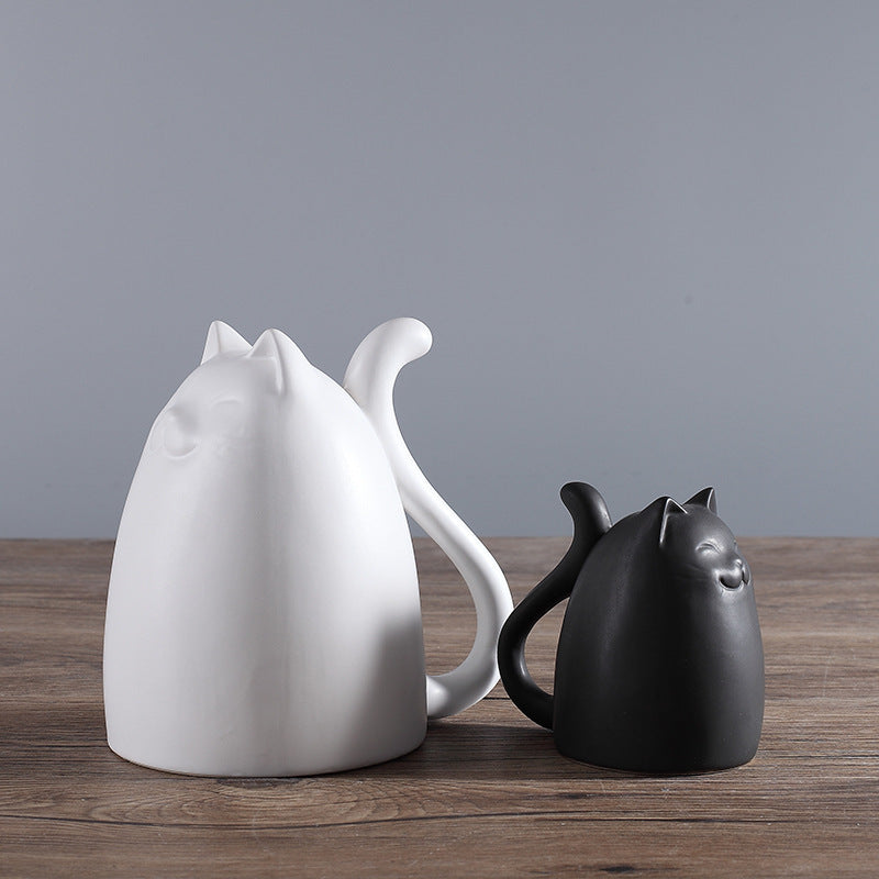 Nordic Ceramic Cat Vase Ornaments - Black & White Family of Three Decor