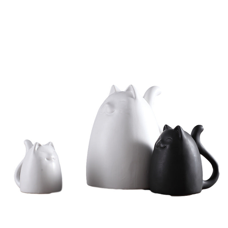 Nordic Ceramic Cat Vase Ornaments - Black & White Family of Three Decor