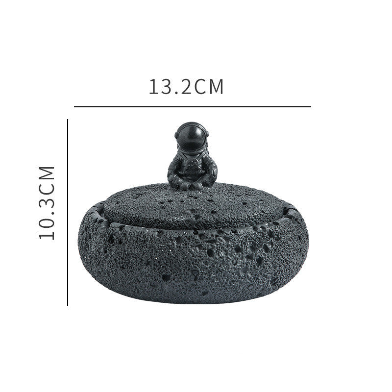 Concrete Astronaut Ashtray with Cover for Home & Garden Nordic Style Black
