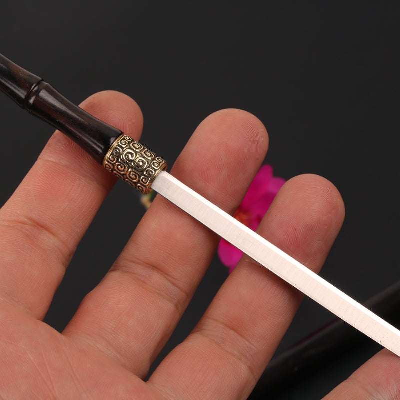 Ebony Hairpin With Hidden Blade - Style B