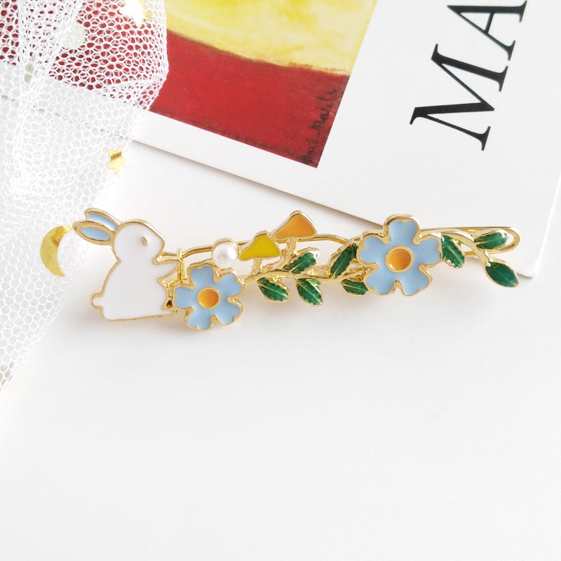 Creative Girly Hairpin - Geometric Alloy Hair Accessory for Women