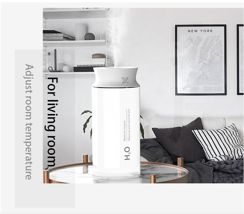 Small Night Light Spray Humidifier with Aromatherapy - White