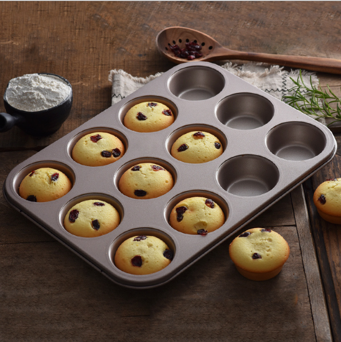 Nonstick Cake Mold 12-Well Carbon Steel Baking Round Pan