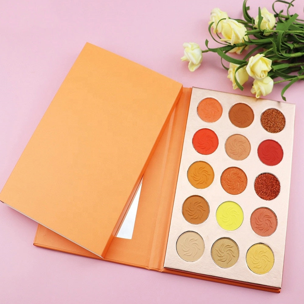 15-Color Eyeshadow Palette with Matte Pearlescent Finishes - Multiple Shades