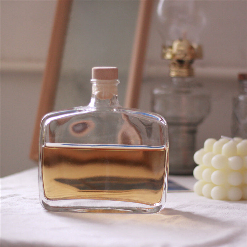 Small Sealed Wine Bottle with Lid - 180ml Home Storage & Barware