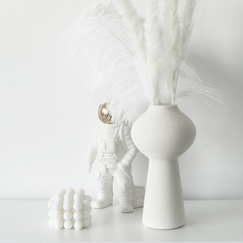 Chinese Style White Ceramic Vase with Hong Pattern - Home Decor