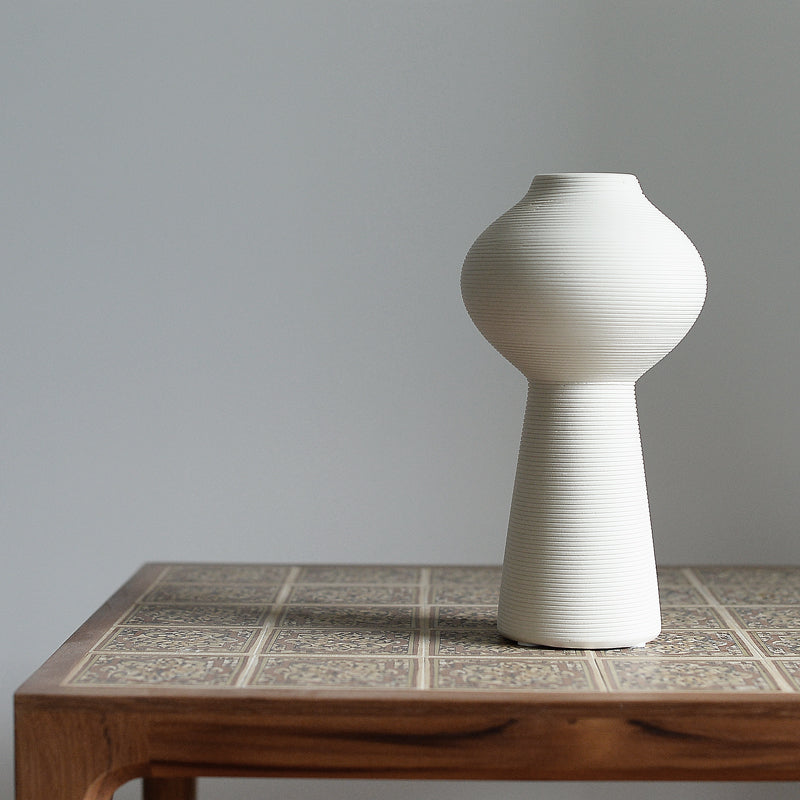 Chinese Style White Ceramic Vase with Hong Pattern - Home Decor