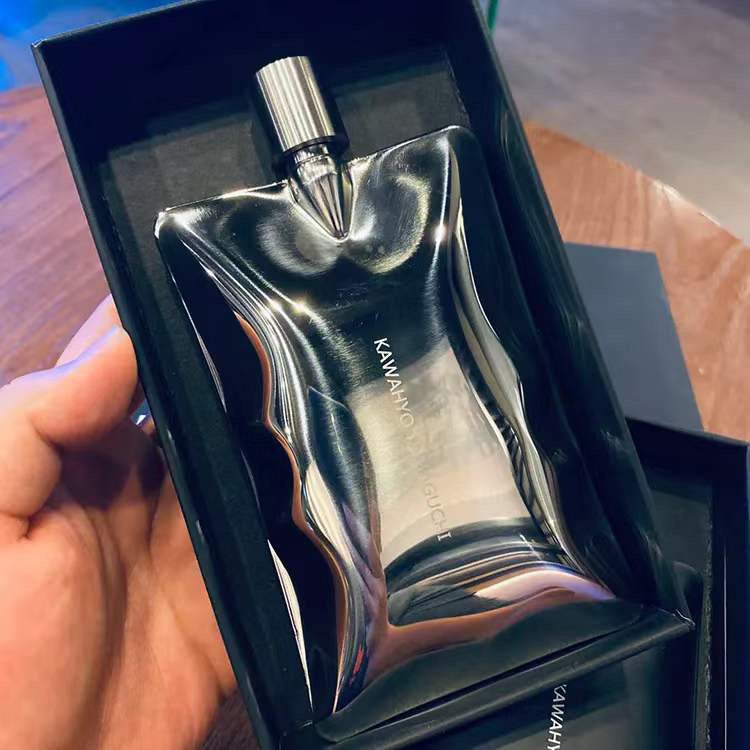 Portable Stainless Steel Wine Bottle Flagon - Black & Silver Variants