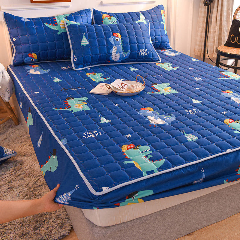 Waterproof Quilted Mattress Cover with Dustproof and Thickened Protection