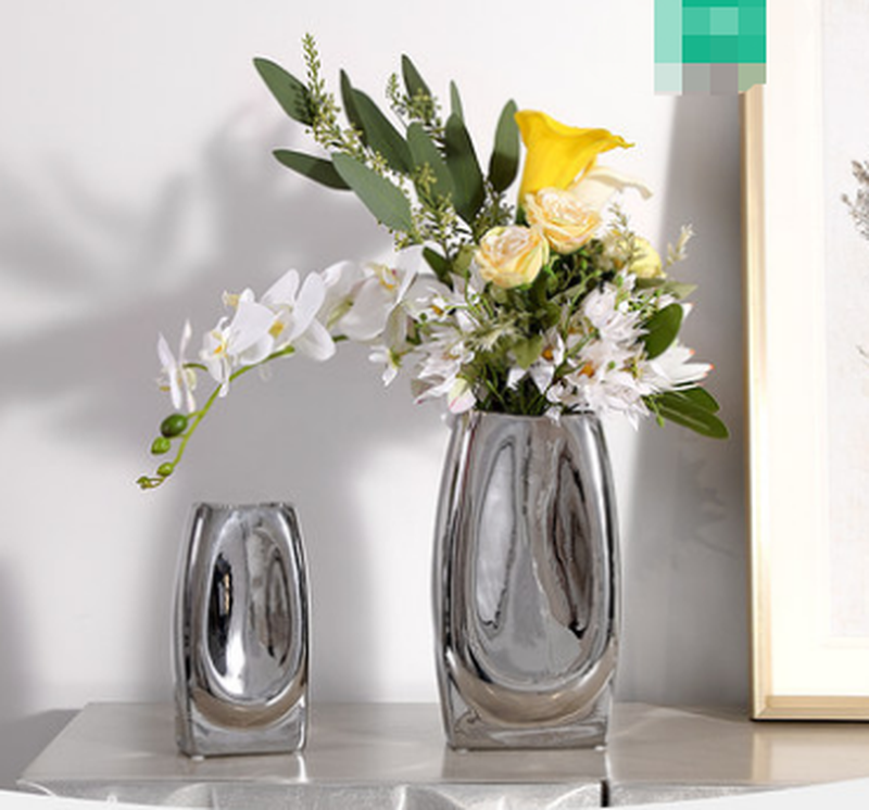 Simple Ceramic Flower Vase - Nordic Style Large & Medium Options