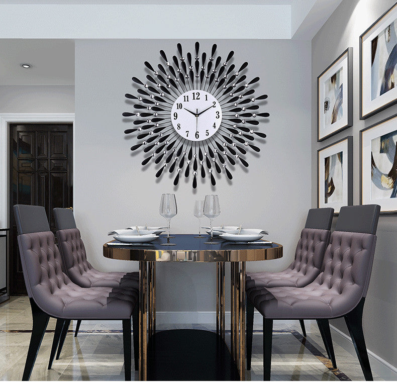 Wrought Iron Wall Clock Decoration - Creative Craft Clock for Home & Garden