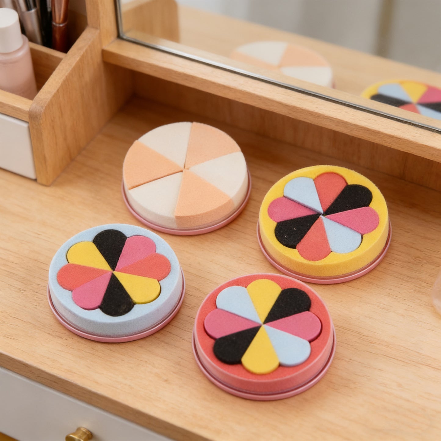 Soft Makeup Powder Puffs - 6 Piece Face Application Set