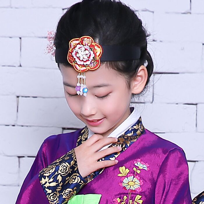Embroidered Flower Headband Hair Accessory