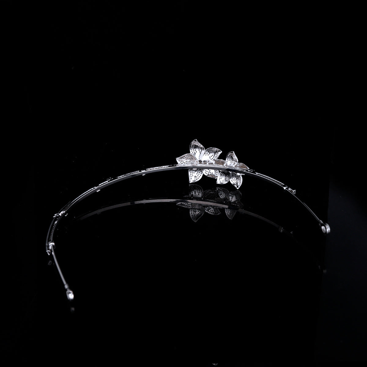 Crown Copper Hair Clip - White Gold Plated