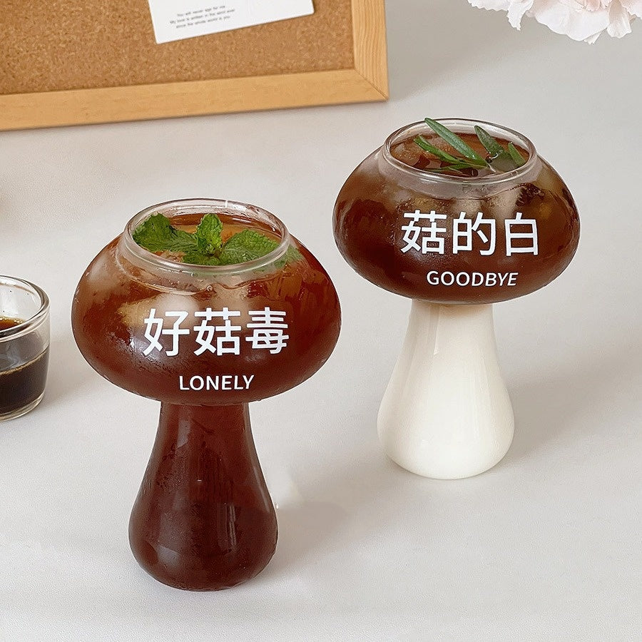 Creative Funny Mushroom Water Cup Glass Drinkware with Straw