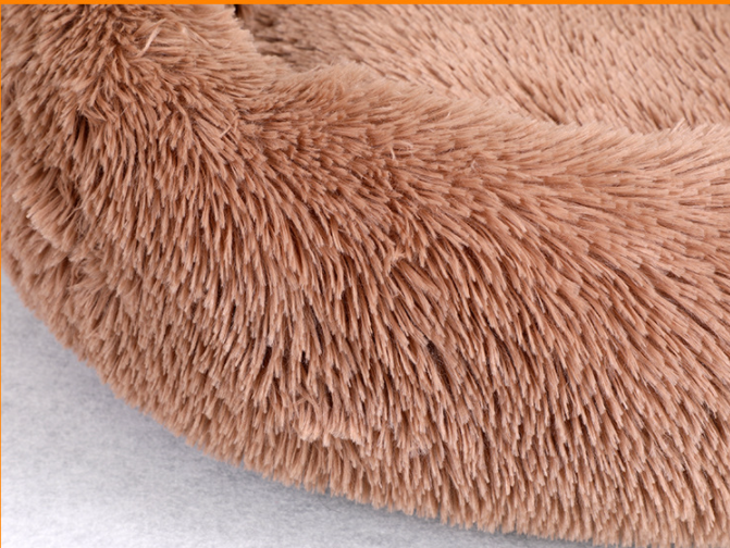 Round Plush Dog Bed for Small to Large Pets - Keeps Warm in Autumn and Winter