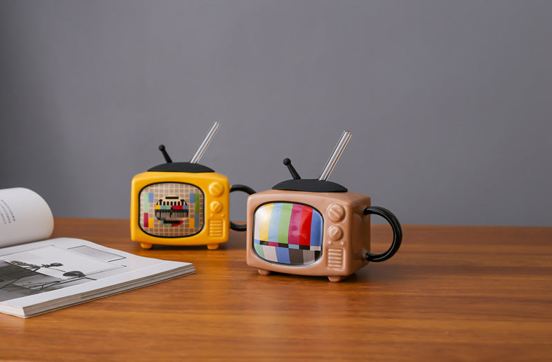 Creative Retro TV Ceramic Cup with Lid and Handle - 450ml, Multiple Colors
