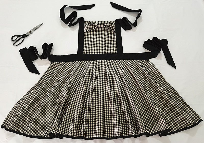 Plaid Colorblock Large Kitchen Apron with Black Belt - Modern Home Cooking Gear