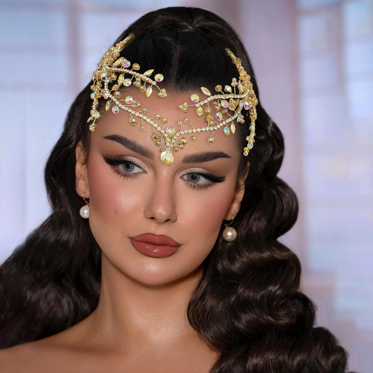 Handmade Forehead Hair Comb Pendant with Rhinestones – Multiple Colors