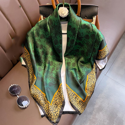 Women's Geometric Square Scarf - Large Polyester Fashion Accessory