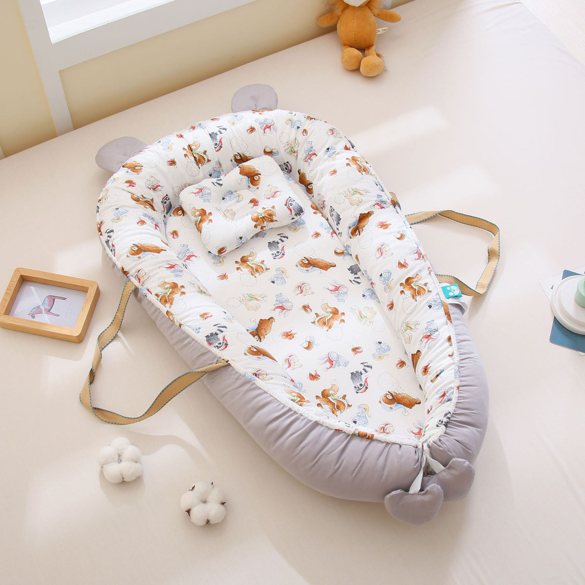Portable Baby Crib Carry Bag - Foldable Travel Storage for Nursery