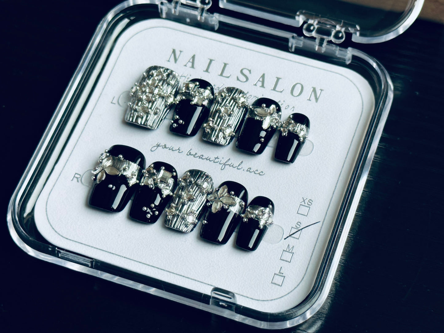 Black and White 3D Platinum Texture Press On Nails - 10 Piece Set