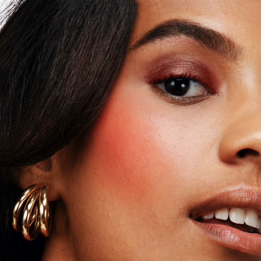 Matte Mousse Liquid Blush - Long-Lasting Blendable Cheek Color