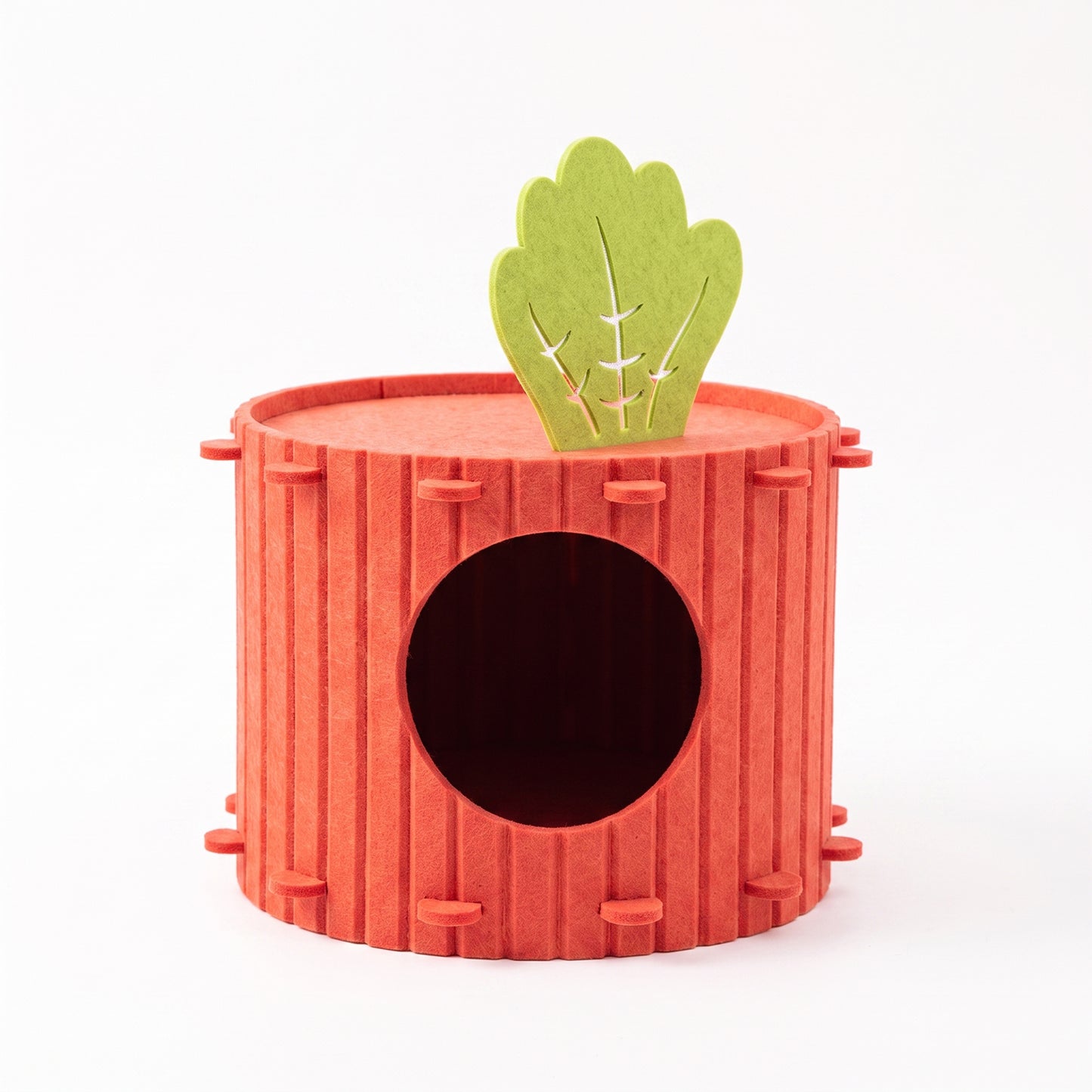 Felt Radish Pet House - Cozy Shelter for Small Pets in Red
