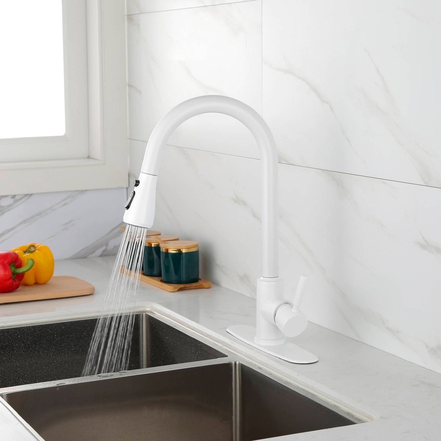 Kitchen Faucet with Pull-Out Sprayer - White Finish