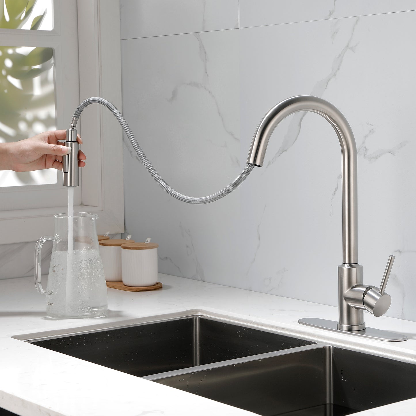 Stainless Steel Kitchen Faucet with Pull-Down Sprayer