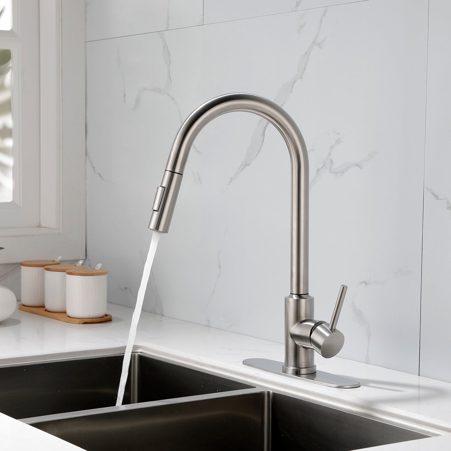 Stainless Steel Kitchen Faucet with Pull-Down Sprayer