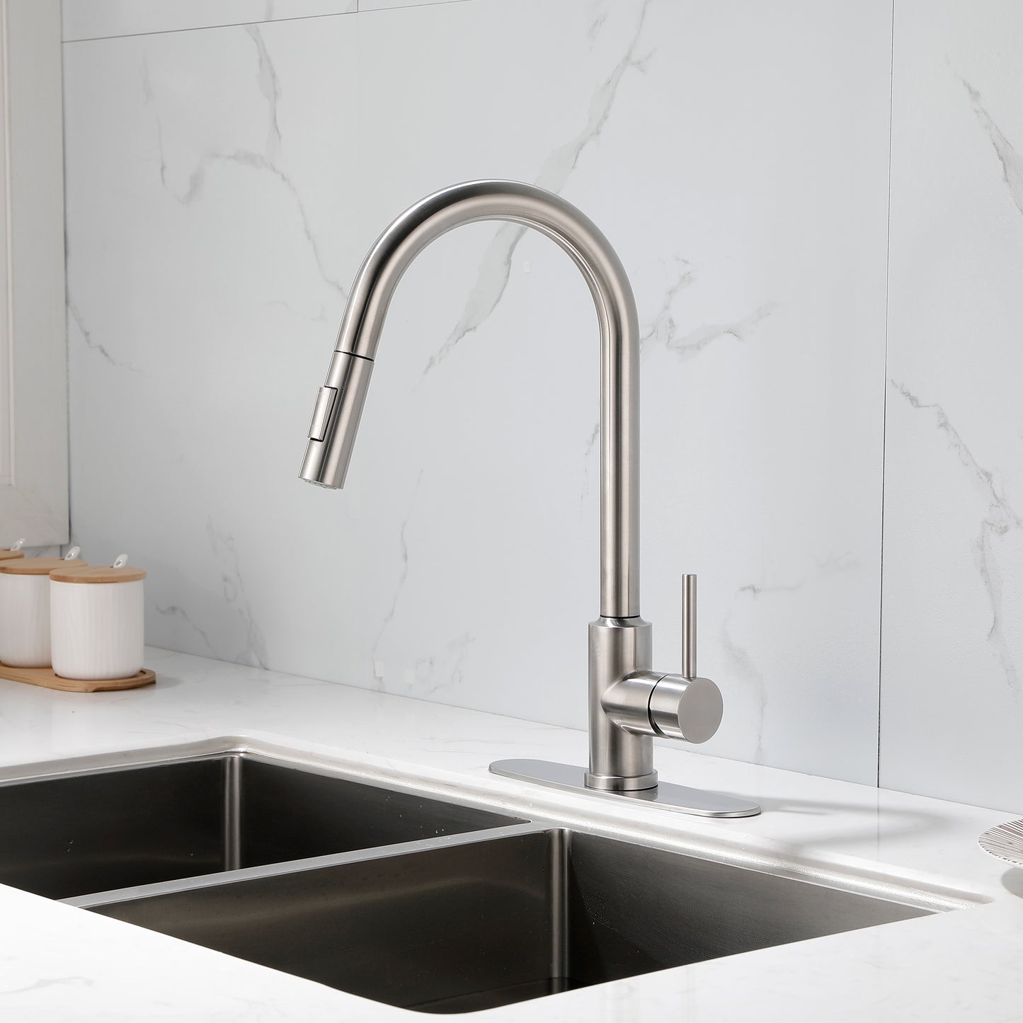 Stainless Steel Kitchen Faucet with Pull-Down Sprayer