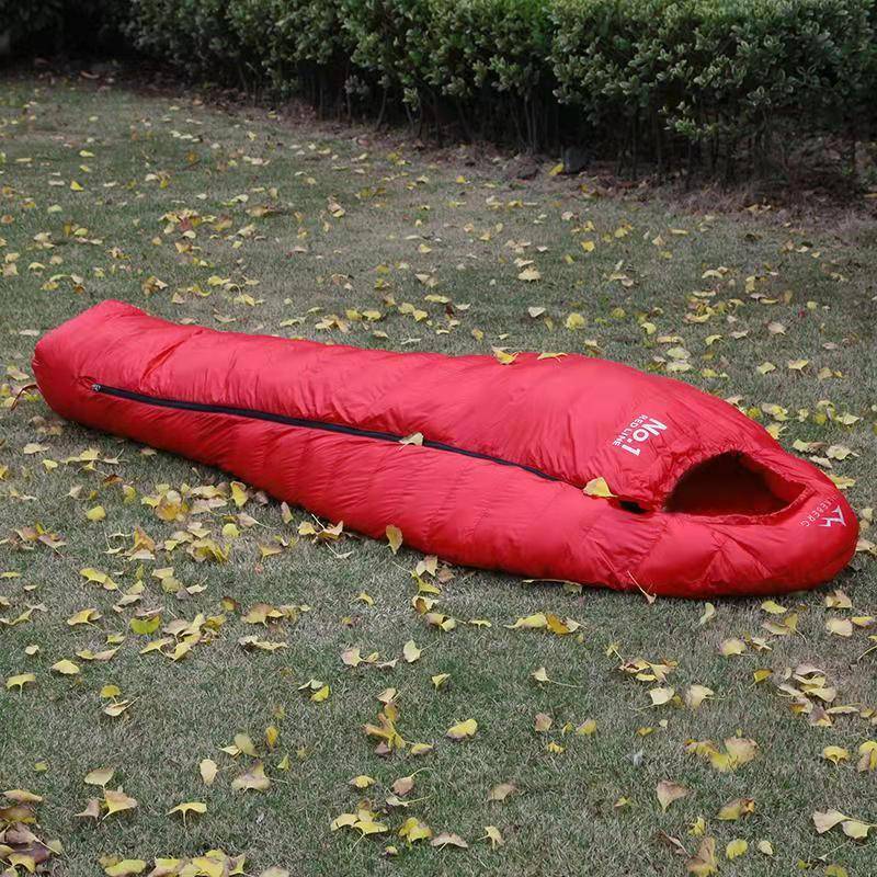 Ultralight Winter Sleeping Bag - Large Mummy Design, CW1100 - Red