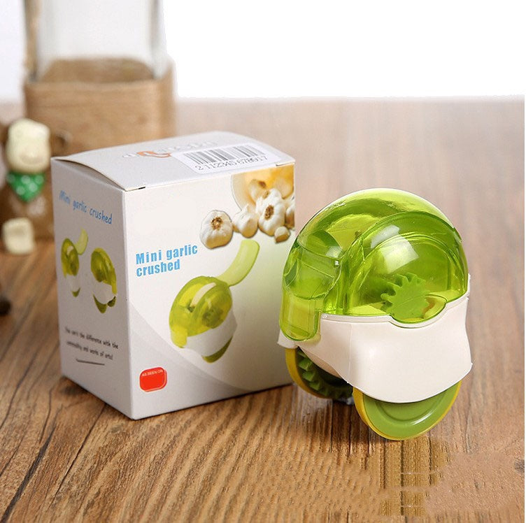 Green and White Garlic Press - Kitchen Cooking Tool, Compact & Modern