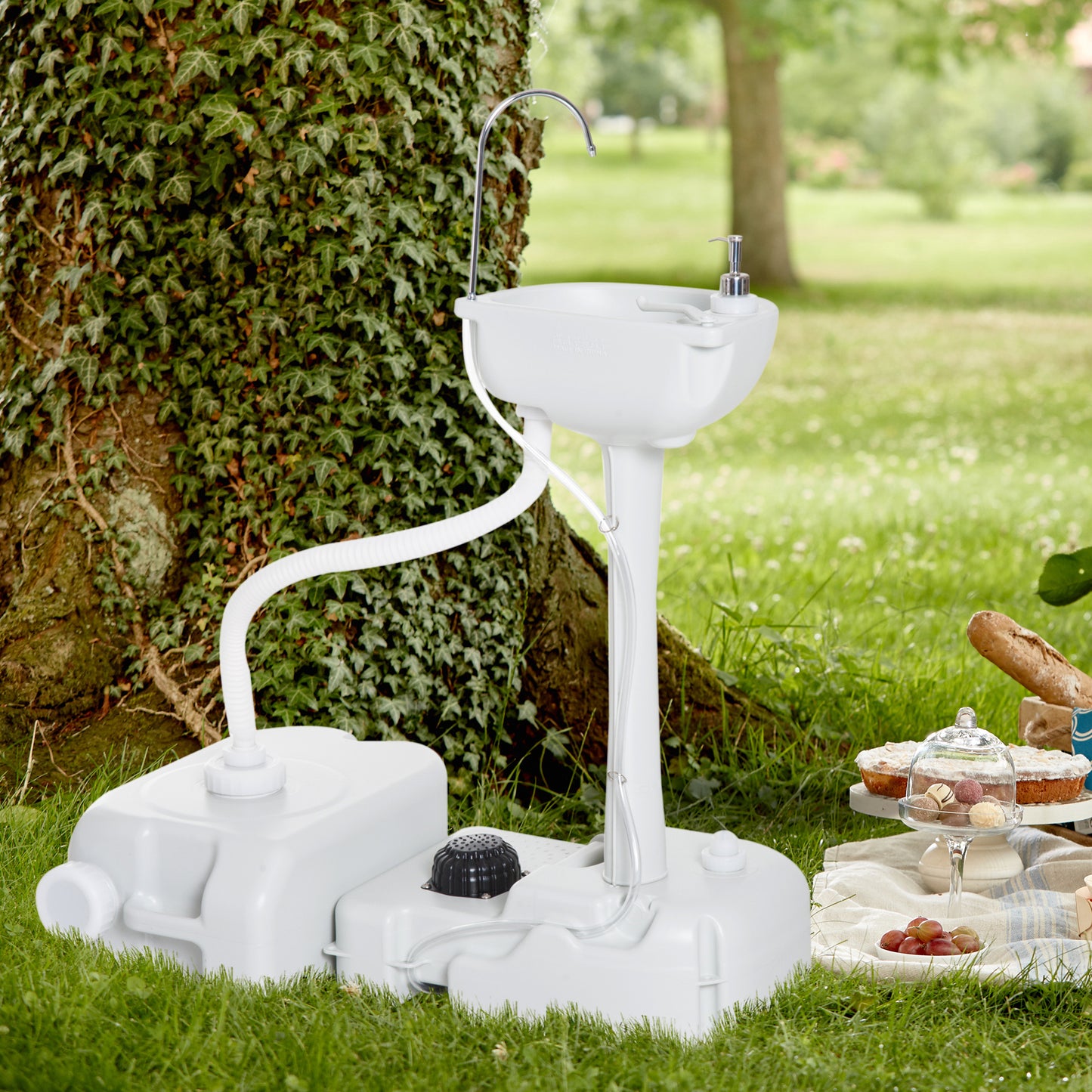 Portable Handwashing Sink with 4.5 Gallon Tank & Wheels